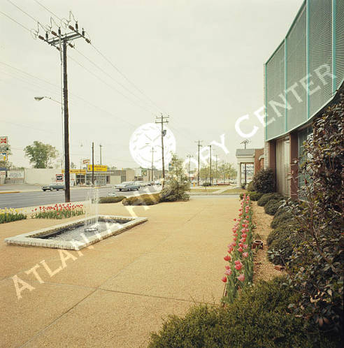 Photograph of Fulton Federal Savings Bank from around 1970